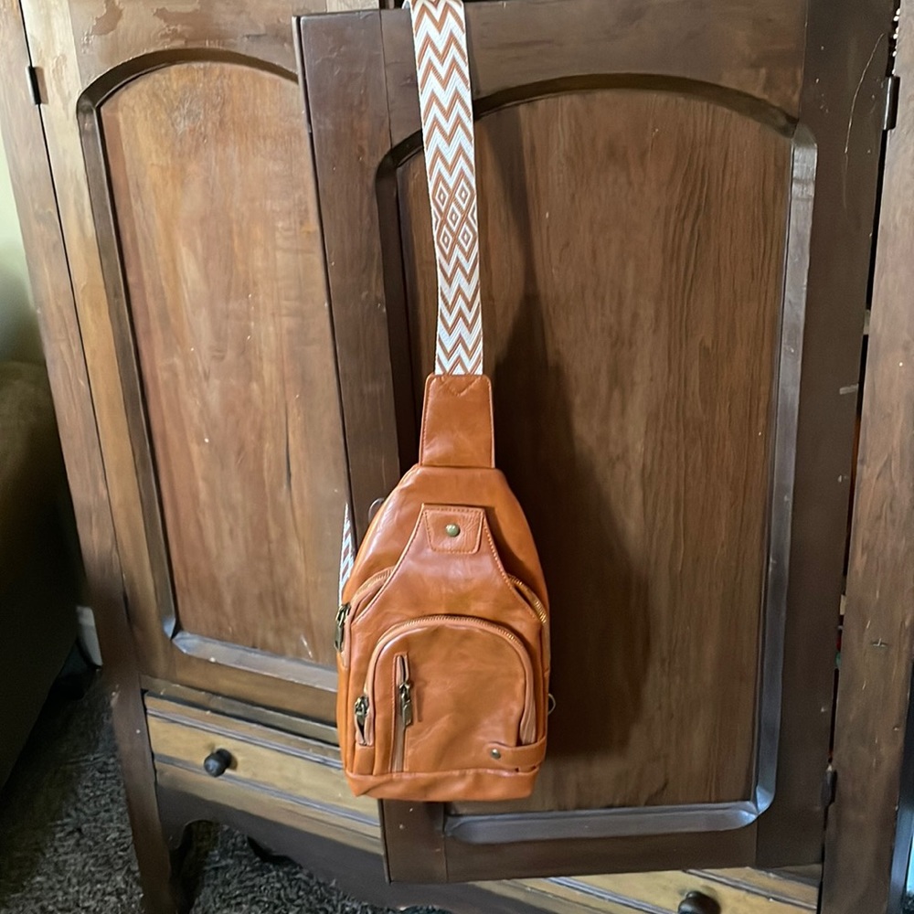 Never been used crossbody purse